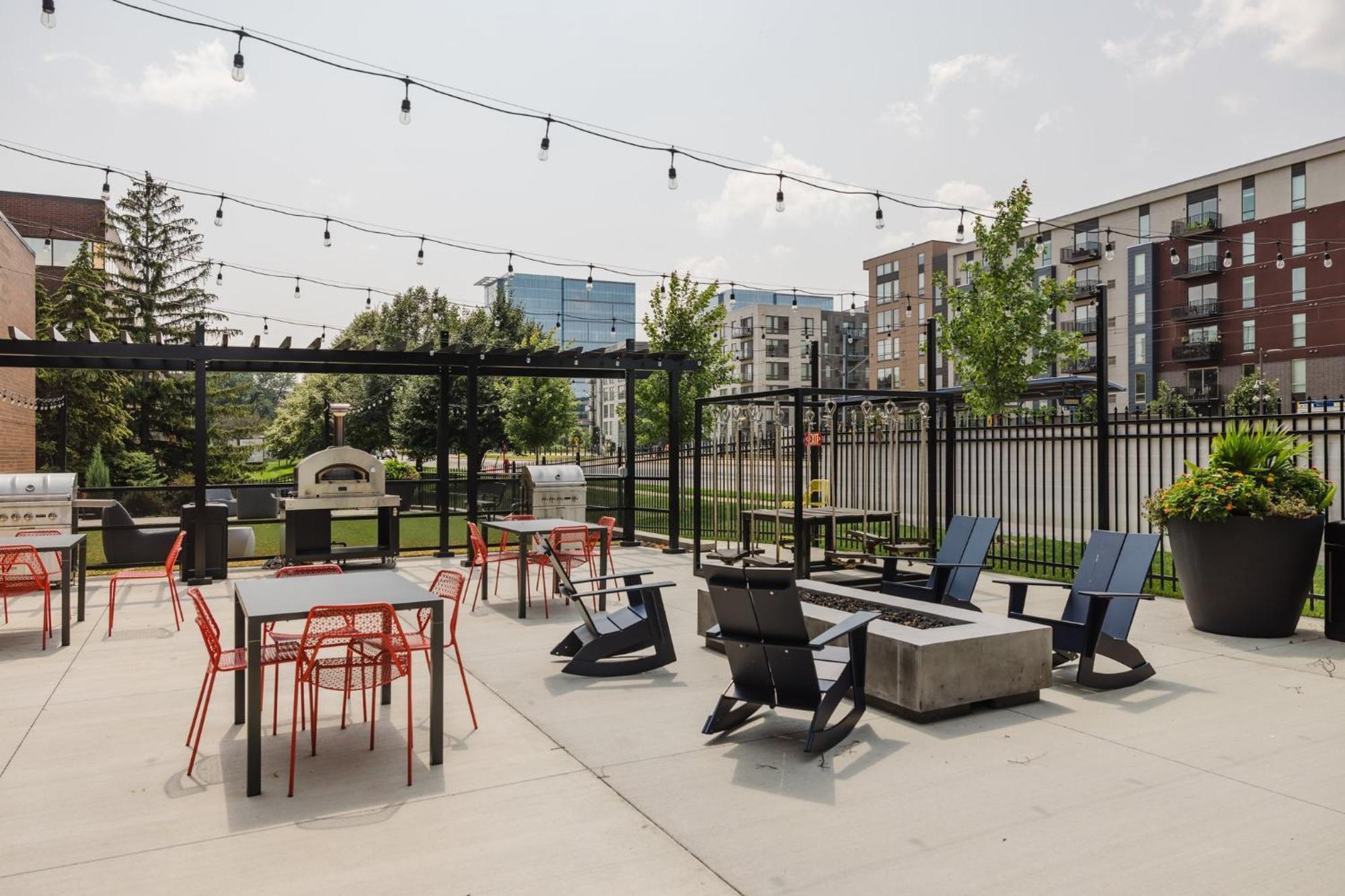 Crowne Plaza Suites Msp Airport - Mall Of America By Ihg Bloomington Exterior photo
